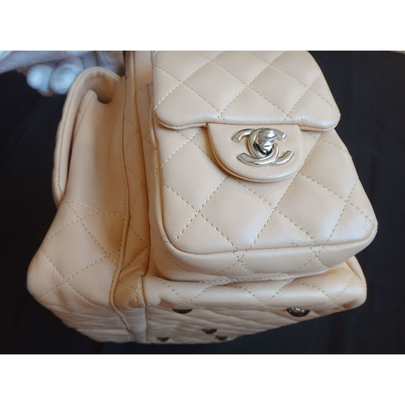 Chanel Cambon Line Multi-Pocket Leather Beige - Picture 6 of 8